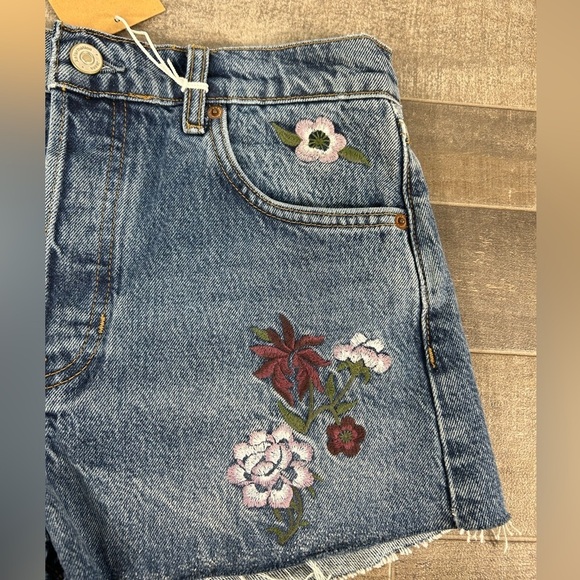 NEW Reformation High Rise Jean Shorts Floral Fauna Embroidery - Picture 6 of 11
